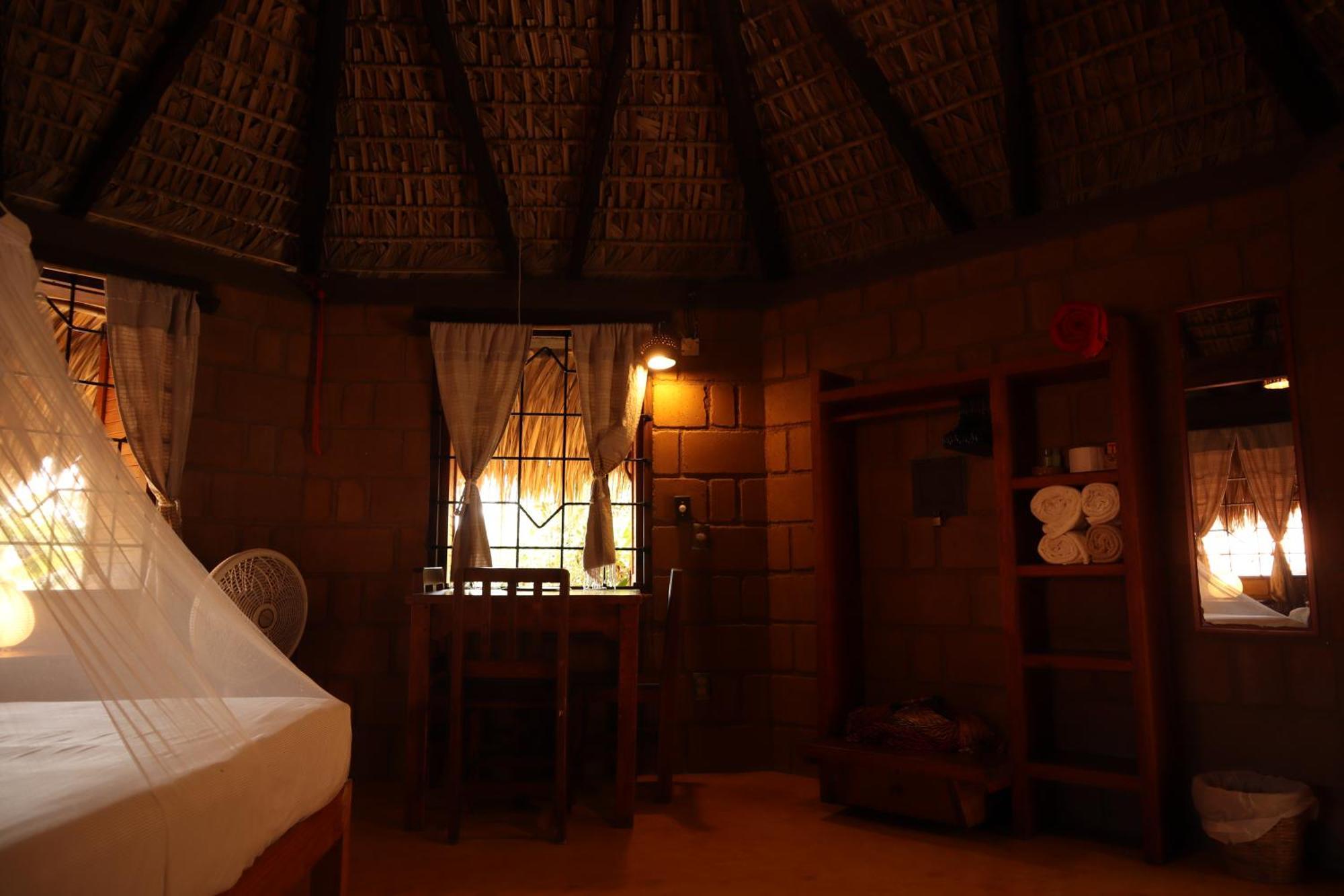La Loma Linda, Bungalows, Yoga And Feldenkrais, Starlink Internet Zipolite Exteriör bild