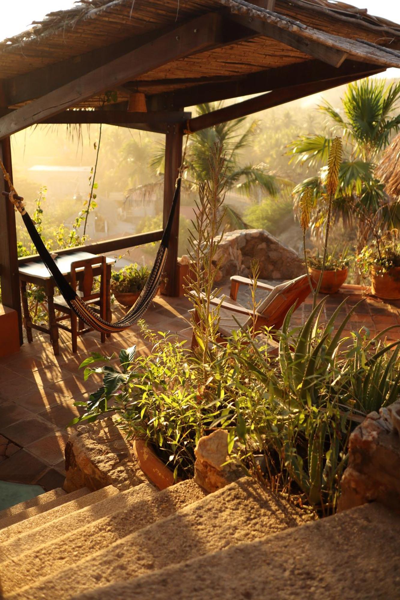 La Loma Linda, Bungalows, Yoga And Feldenkrais, Starlink Internet Zipolite Exteriör bild