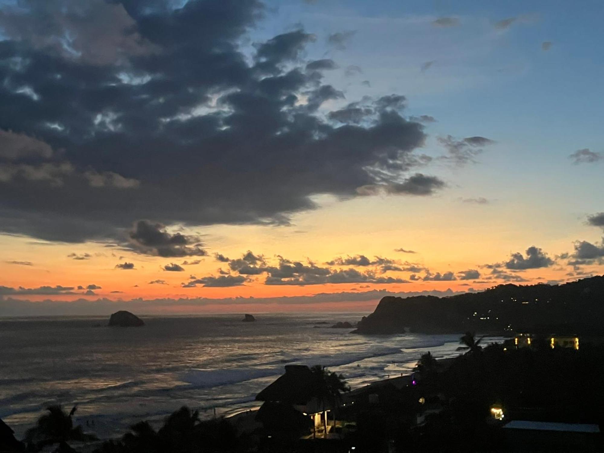 La Loma Linda, Bungalows, Yoga And Feldenkrais, Starlink Internet Zipolite Exteriör bild